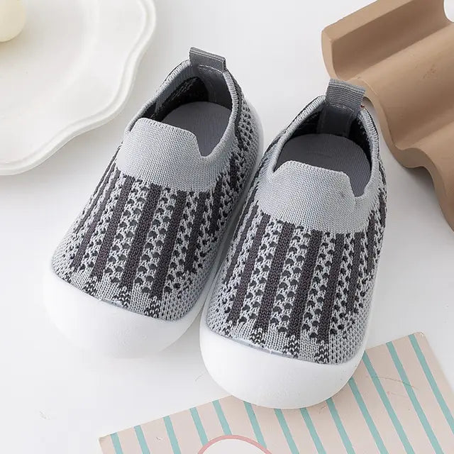 The Casual Breathable Shoe