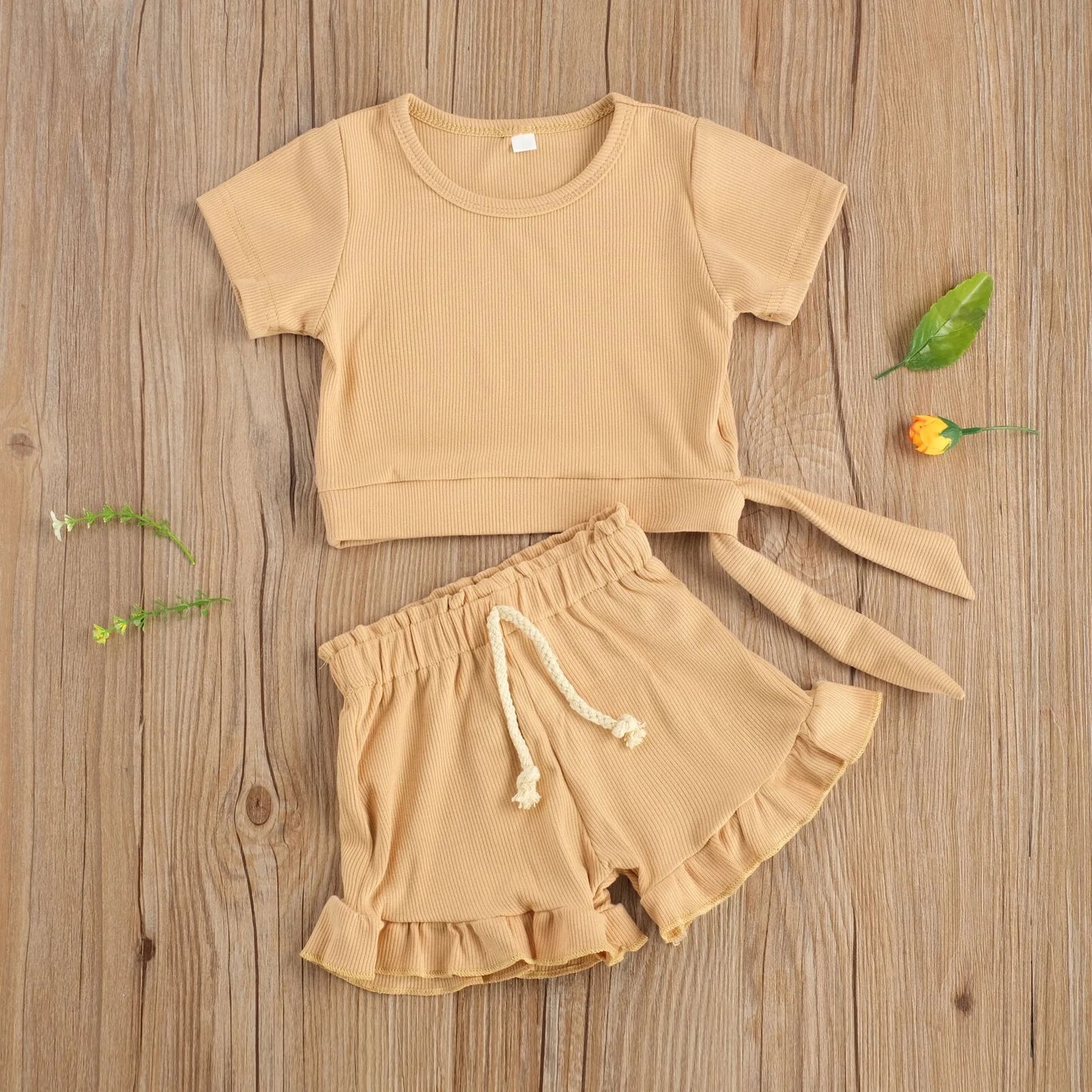 The 2 piece shorts set